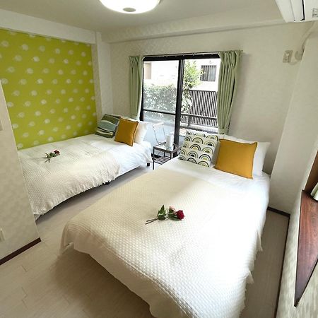 #2 新宿まで2分！清潔で安全な部屋！Wifi無料！ Tóquio Exterior foto